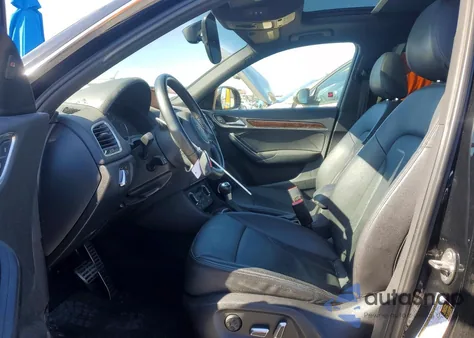 2016 Audi Q3 Premium Plus z USA, uszkodzony, nr VIN WA1BFCFS3GR022530